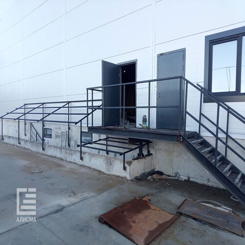 Каркасы козырьков приямков